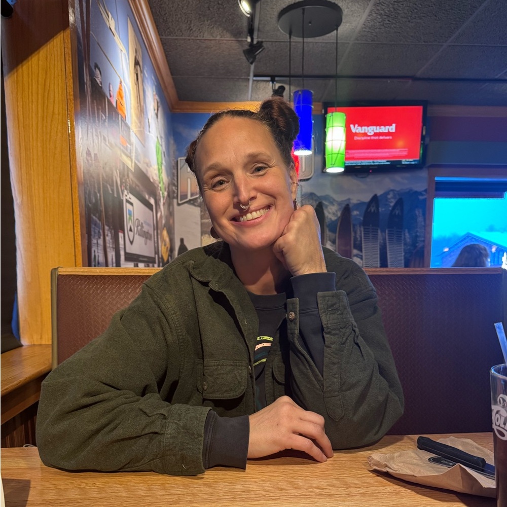 Meet your Posher, Leah